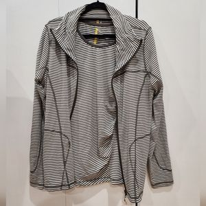 Lolë tshirt and zip up hoodie set